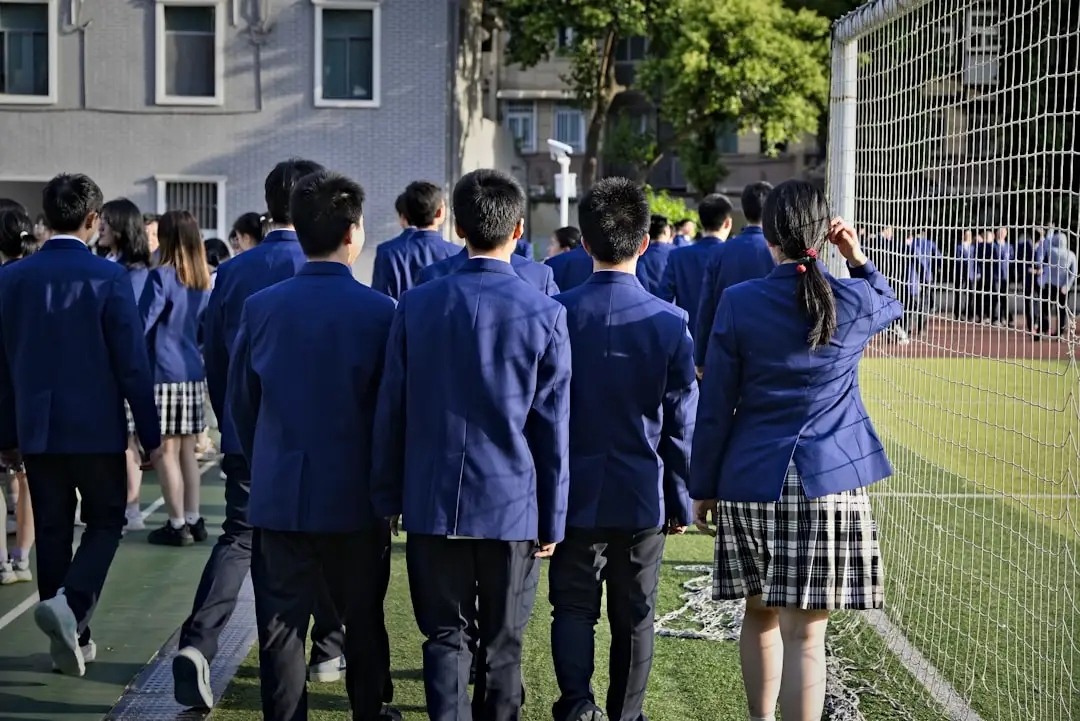 人才梯队建设与继任计划：企业关键岗位后备人才培养方案
